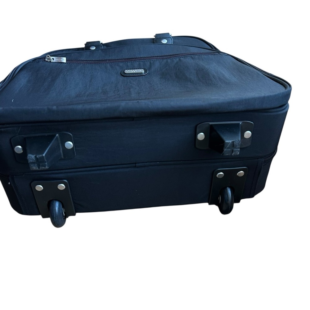 NWOT Baggallini Roller Bag Luggage Carry On Black - Picture 7 of 11